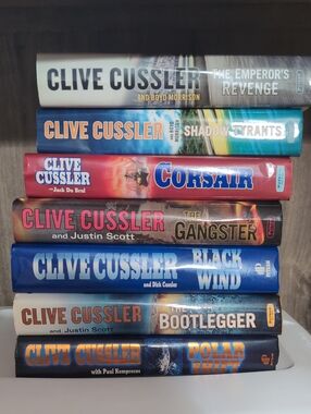 Clive Cussler Lot/7 Hardcover Adventure Suspense Thriller Novels